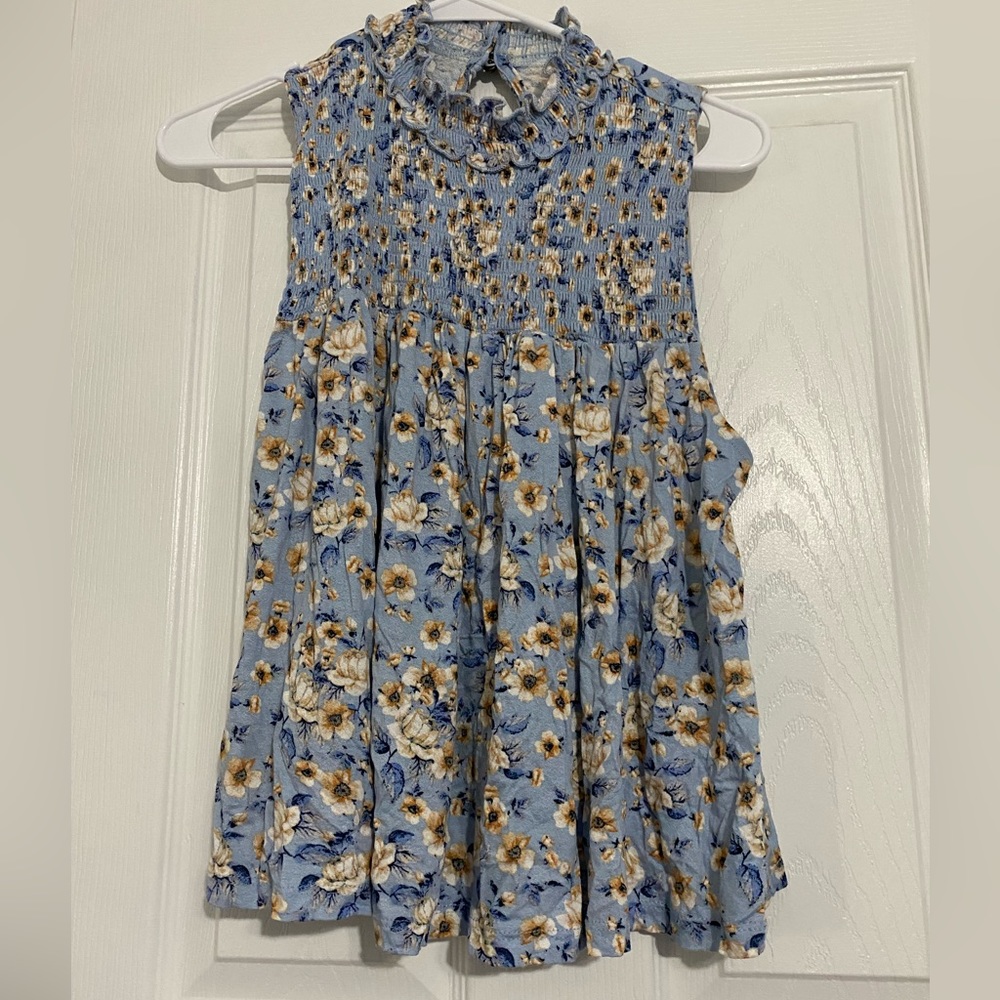 women’s shirt
